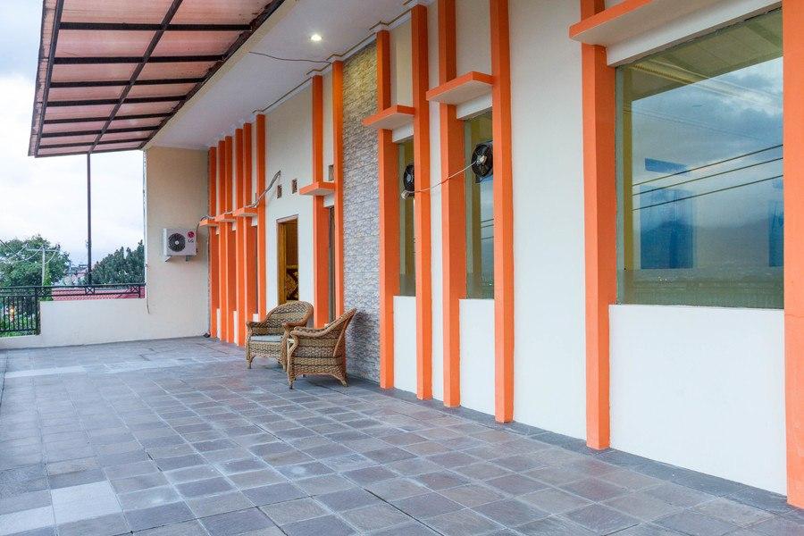 Reddoorz @ Pataruman Garut Eksteriør bilde