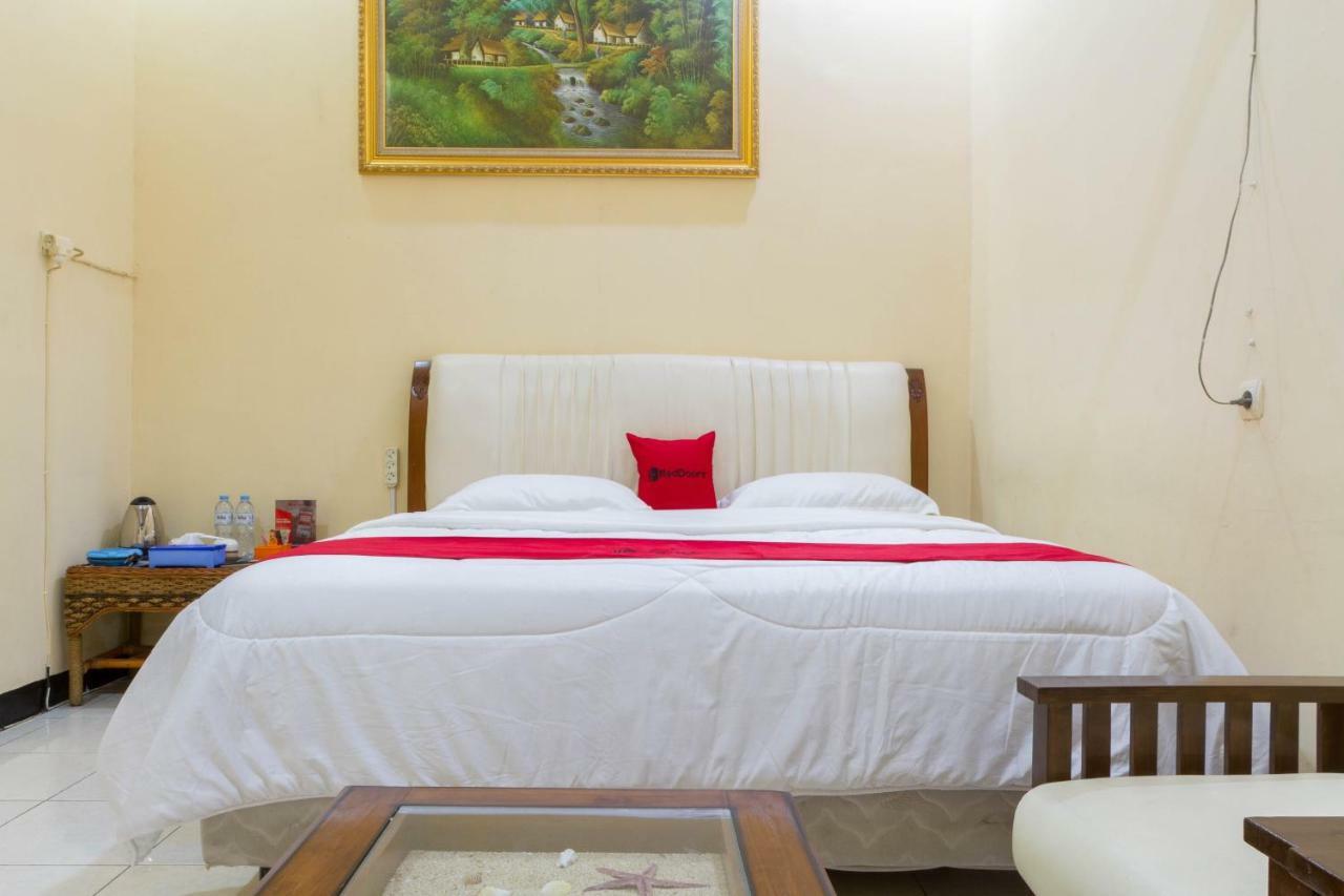Reddoorz @ Pataruman Garut Eksteriør bilde